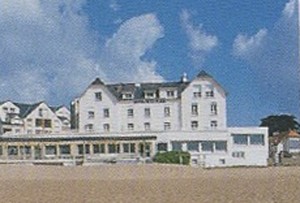 picture of beach hotel