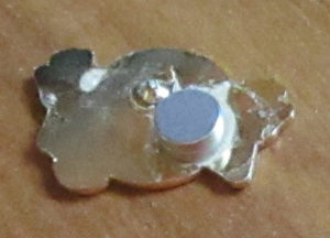 back of enamel pin magnetic needle minder