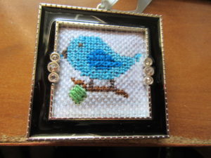 Danji hunningbird house bird mini needlepoint