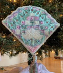 EGAmember-stitched fan ornament