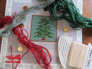 Birds of a Feather Christms Tree Square with threads