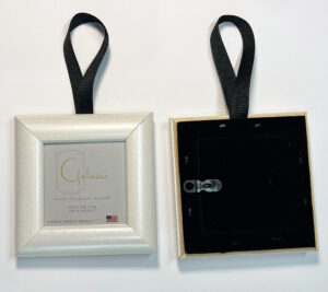 2" square frame with ribbon